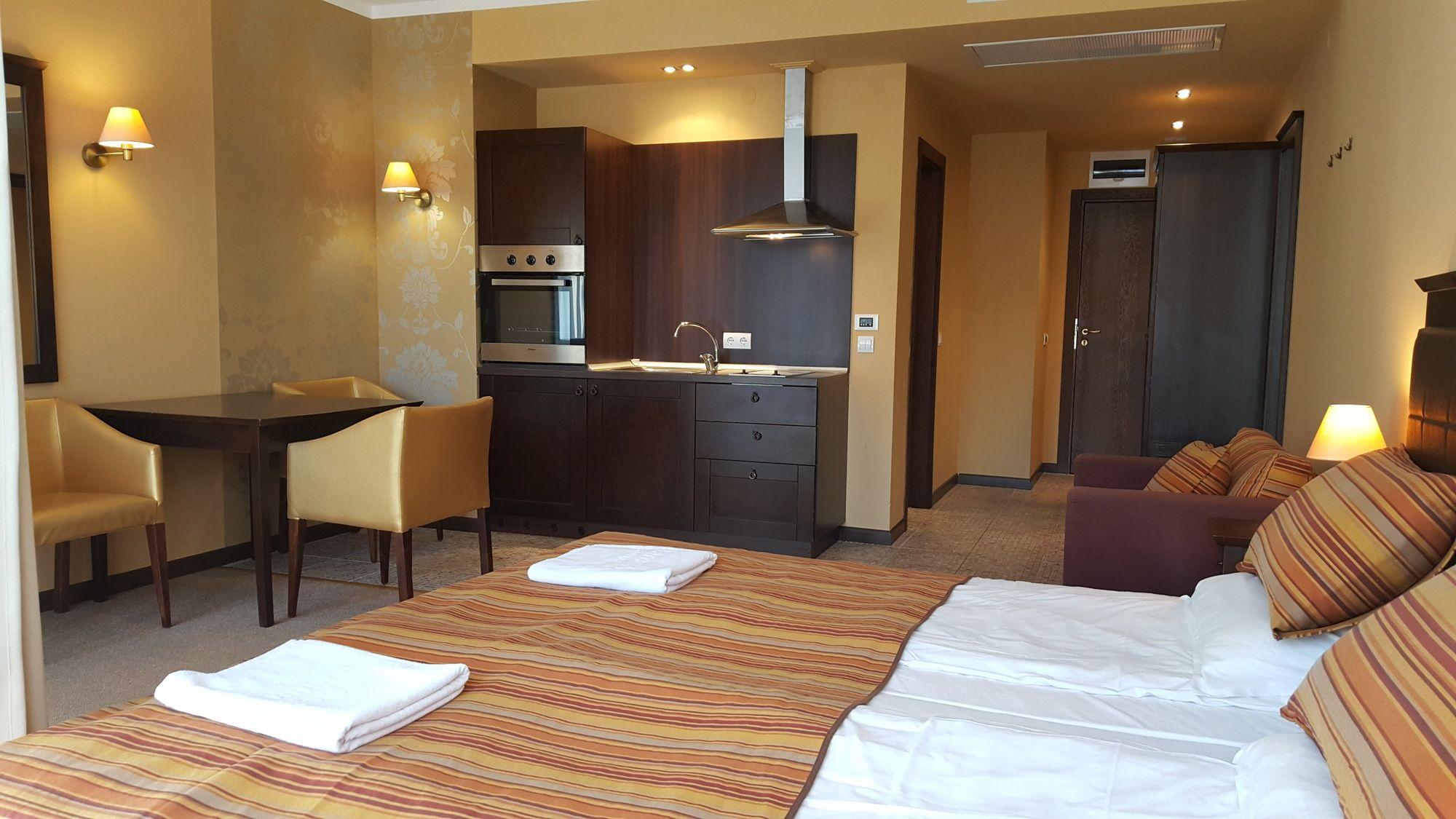 Royal Beach Private Apartments Sunny Beach Eksteriør billede
