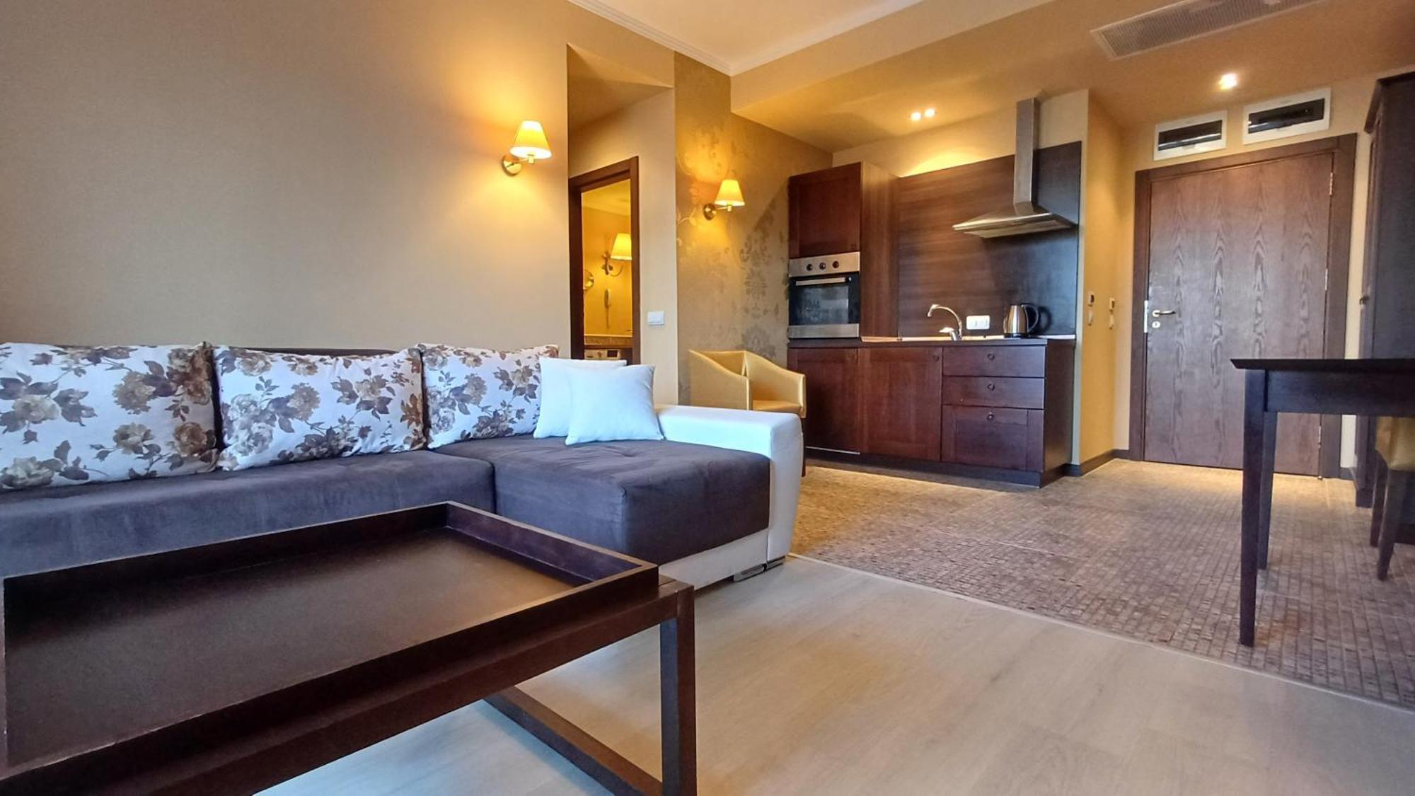 Royal Beach Private Apartments Sunny Beach Eksteriør billede