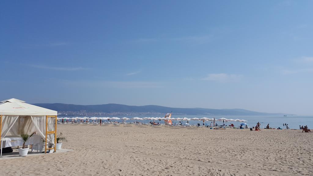Royal Beach Private Apartments Sunny Beach Eksteriør billede