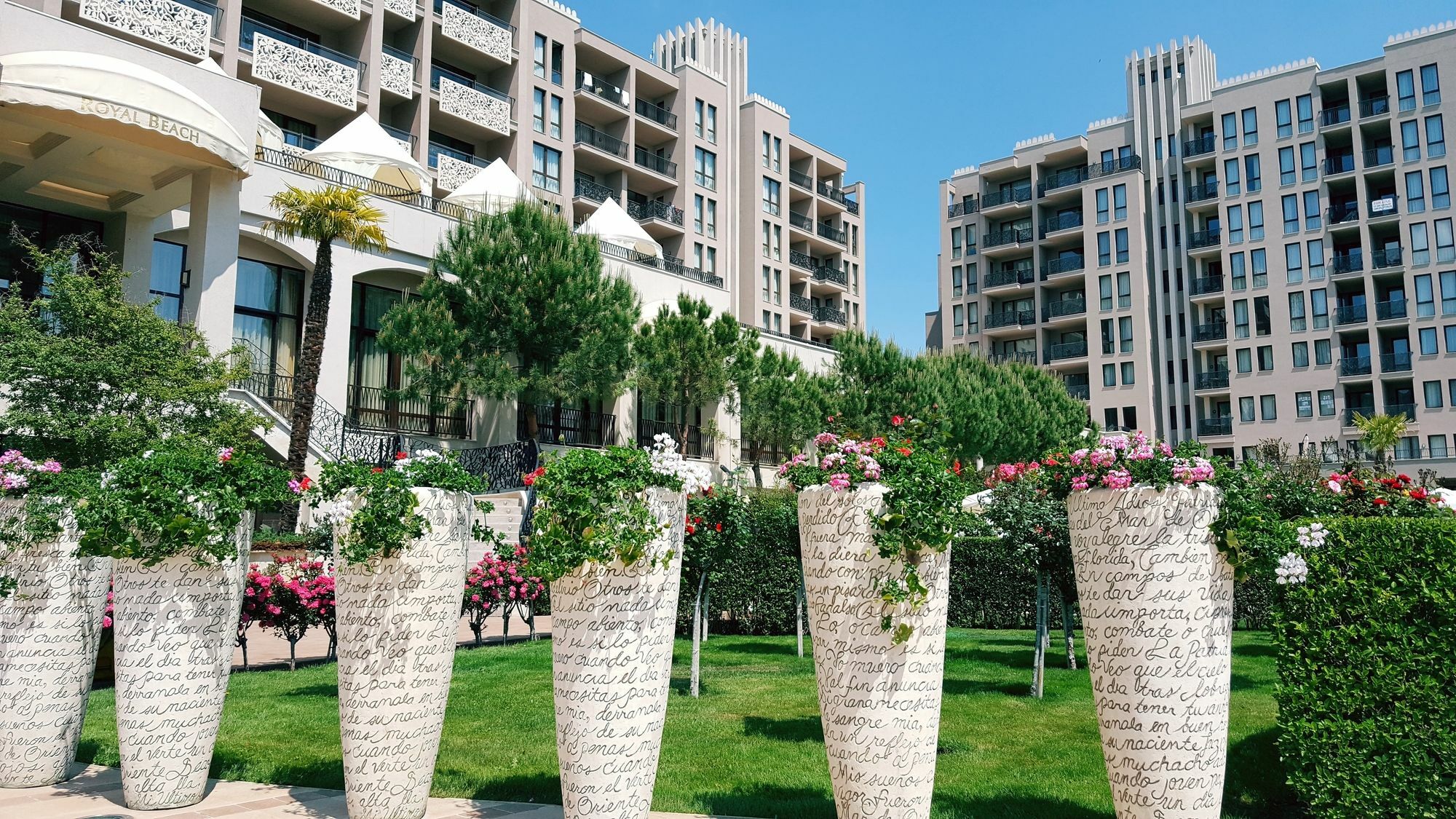 Royal Beach Private Apartments Sunny Beach Eksteriør billede